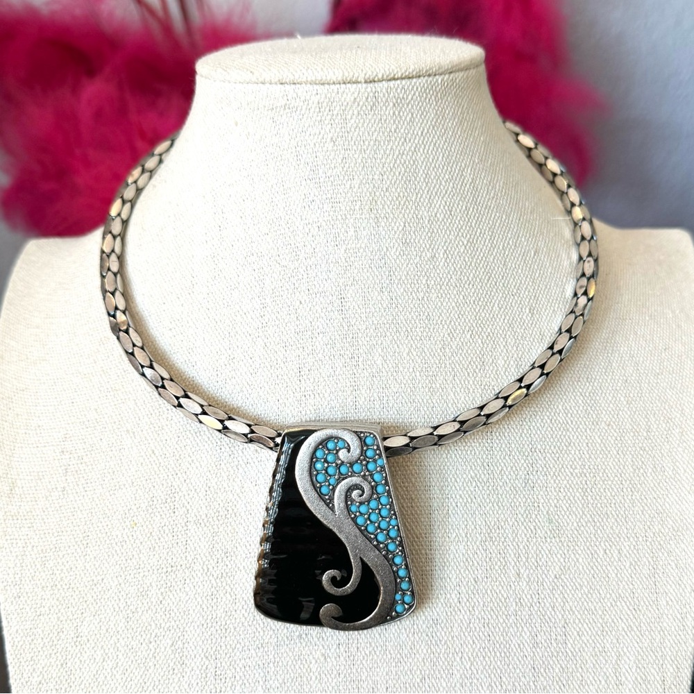 Enamel Metal Collar Necklace Blue Black Swirl